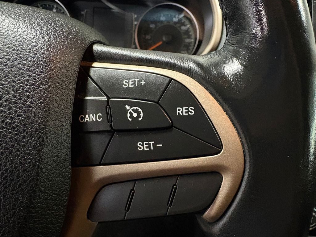 2015 Jeep Cherokee Sport Remote keyless entry