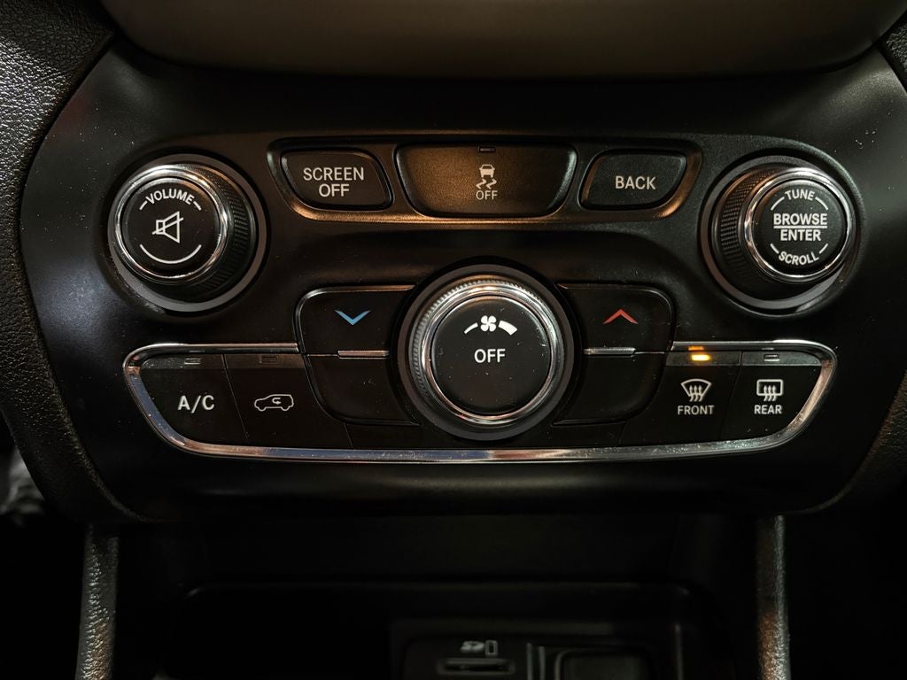 2015 Jeep Cherokee Sport Remote keyless entry