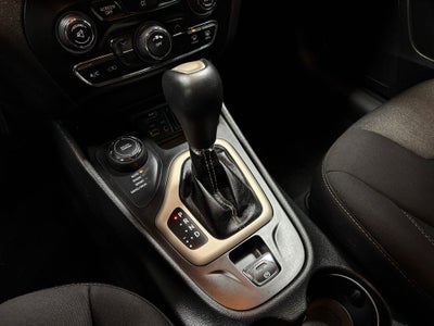 2015 Jeep Cherokee Sport Remote keyless entry