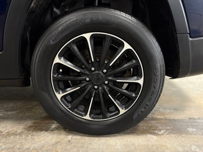 2015 Jeep Cherokee Sport Remote keyless entry