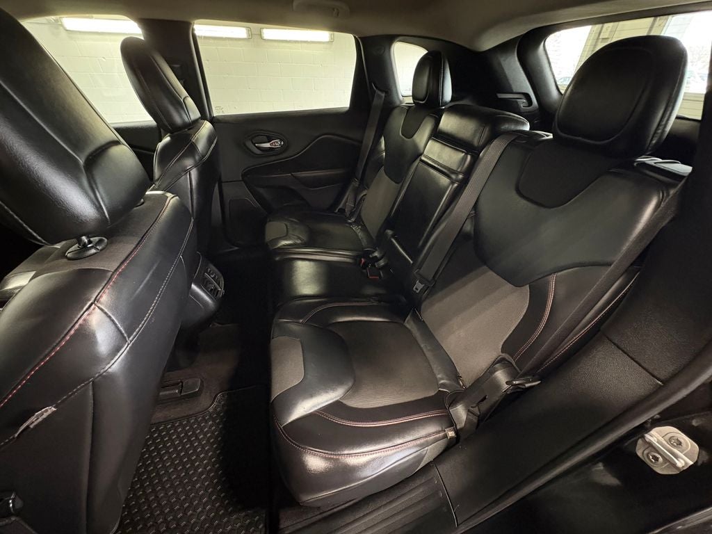 2016 Jeep Cherokee Trailhawk Integrated Voice Command w/Bluetooth