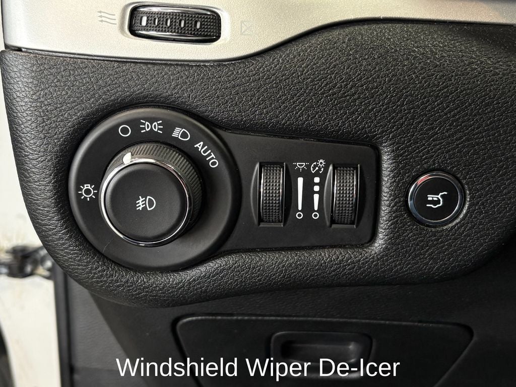 2018 Jeep Cherokee Trailhawk Sunroof