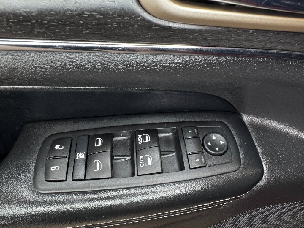2017 Jeep Grand Cherokee Limited Power Sunroof