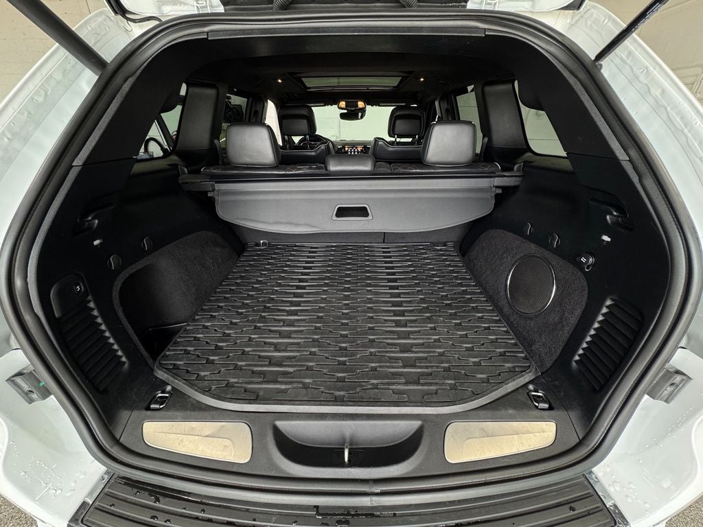 2020 Jeep Grand Cherokee Summit