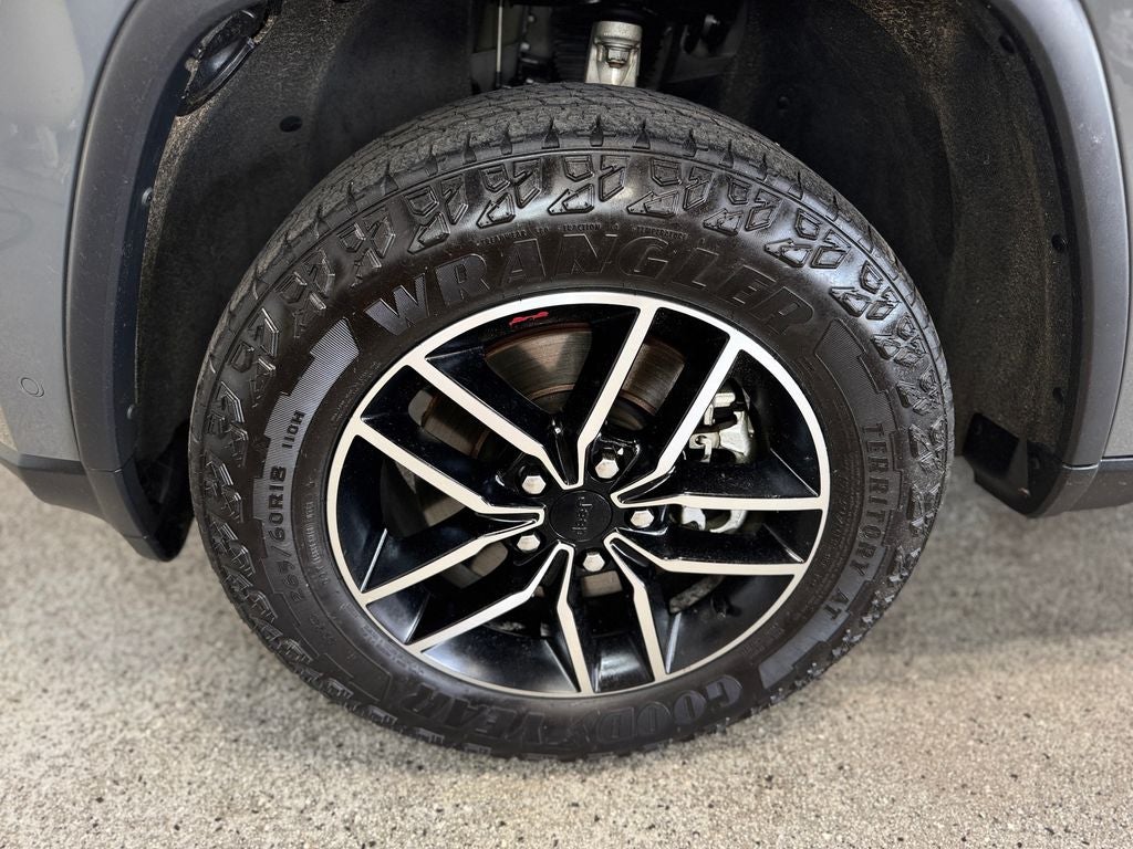 2020 Jeep Grand Cherokee Trailhawk Luxury Group
