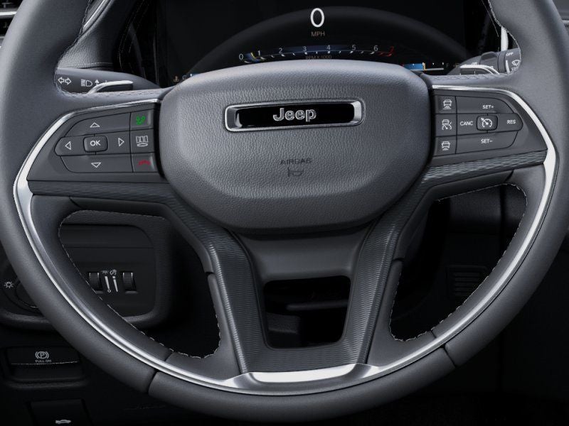 2025 Jeep Grand Cherokee Laredo 4x4