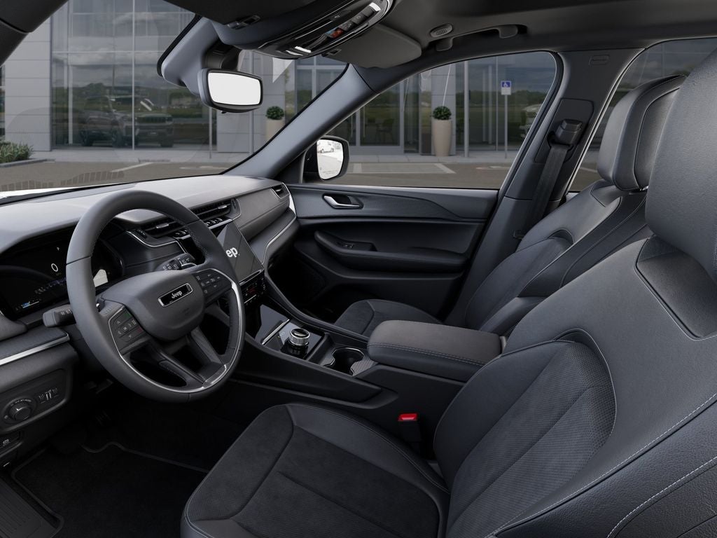 2025 Jeep Grand Cherokee Laredo 4x4