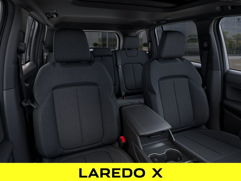 2025 Jeep Grand Cherokee Laredo X 4X4