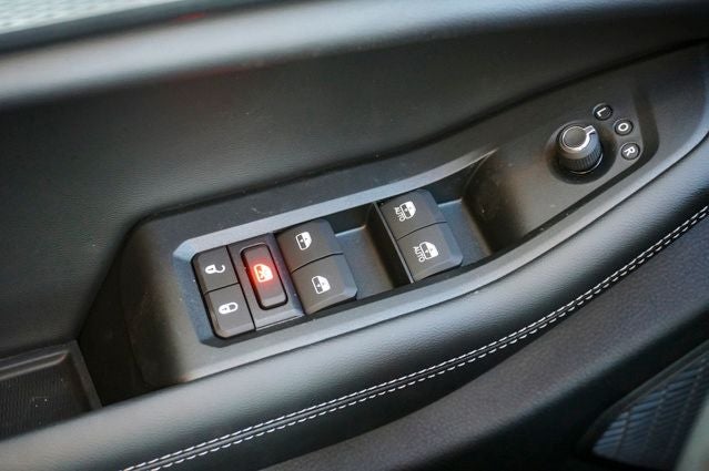 2025 Jeep Grand Cherokee Laredo X 4X4