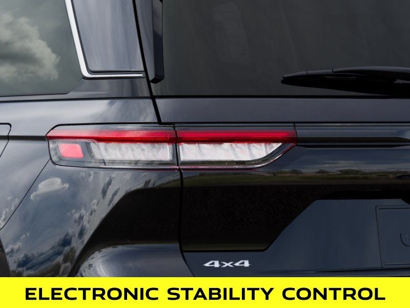 2025 Jeep Grand Cherokee Laredo X 4X4