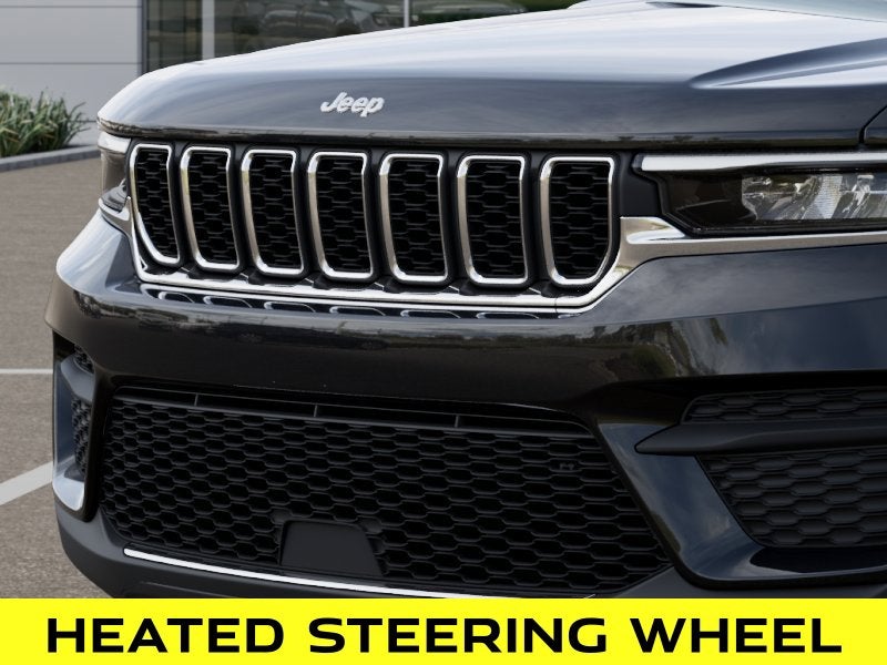 2027 Jeep Grand Cherokee Laredo X 4x4