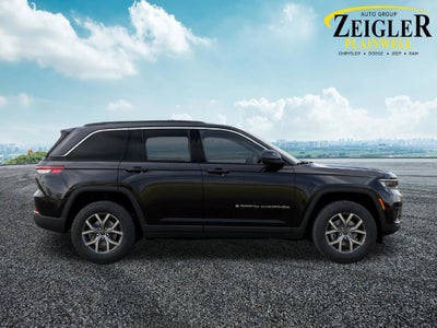 2027 Jeep Grand Cherokee Laredo X 4x4