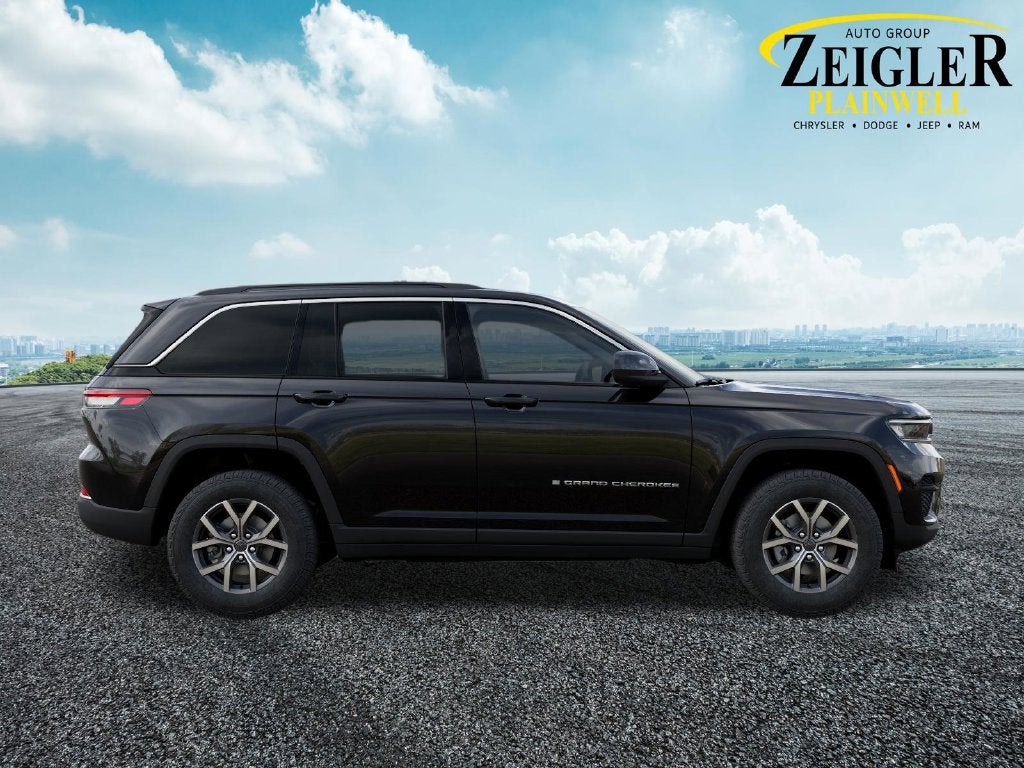 2027 Jeep Grand Cherokee Laredo X 4x4