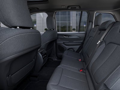 2027 Jeep Grand Cherokee Laredo X 4x4
