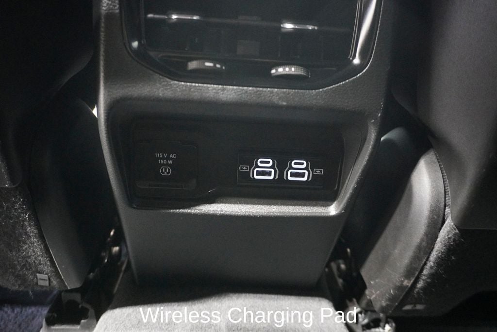 2023 Jeep Grand Cherokee Altitude X Navigation & Power Sunroof