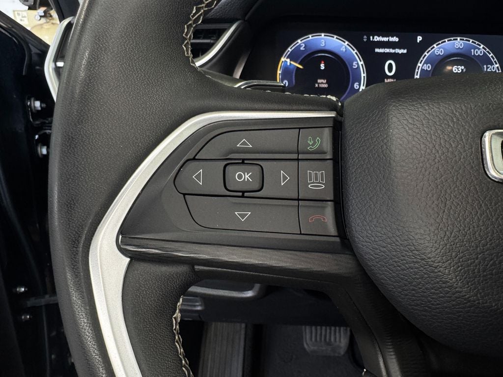 2023 Jeep Grand Cherokee Laredo