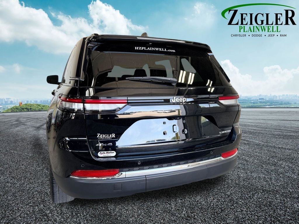 2023 Jeep Grand Cherokee Laredo