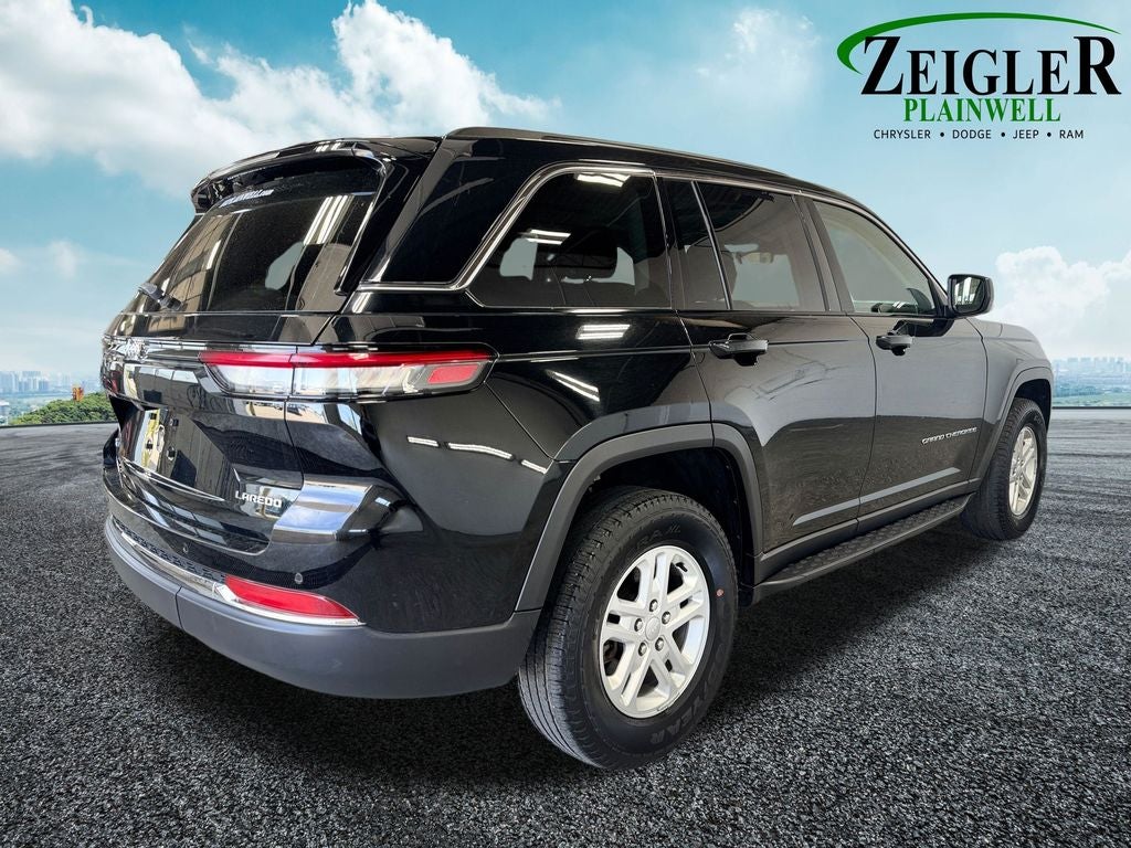2023 Jeep Grand Cherokee Laredo