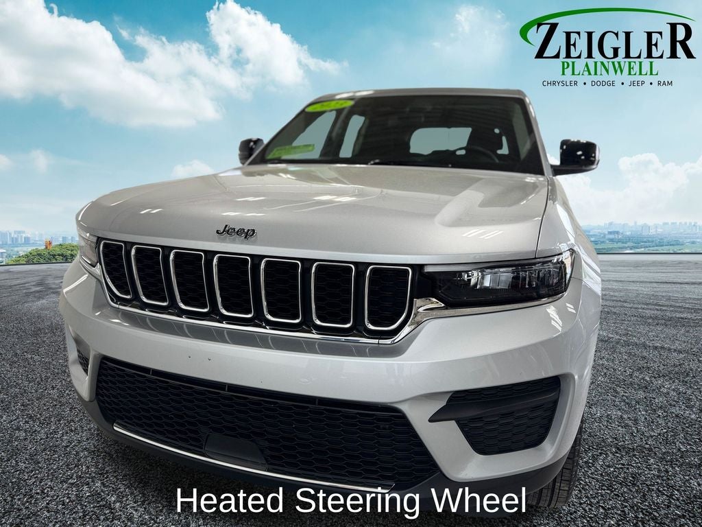 2023 Jeep Grand Cherokee Laredo Luxury Tech Group I