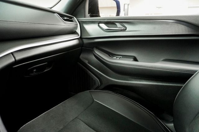 2025 Jeep Grand Cherokee Altitude X 4X4