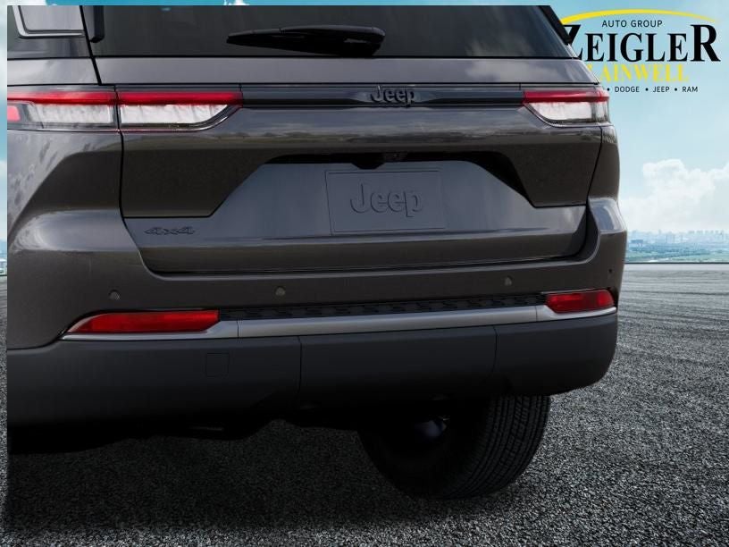 2026 Jeep Grand Cherokee Laredo