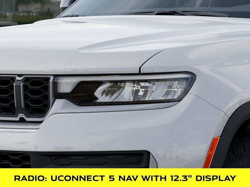 2026 Jeep Grand Cherokee Laredo