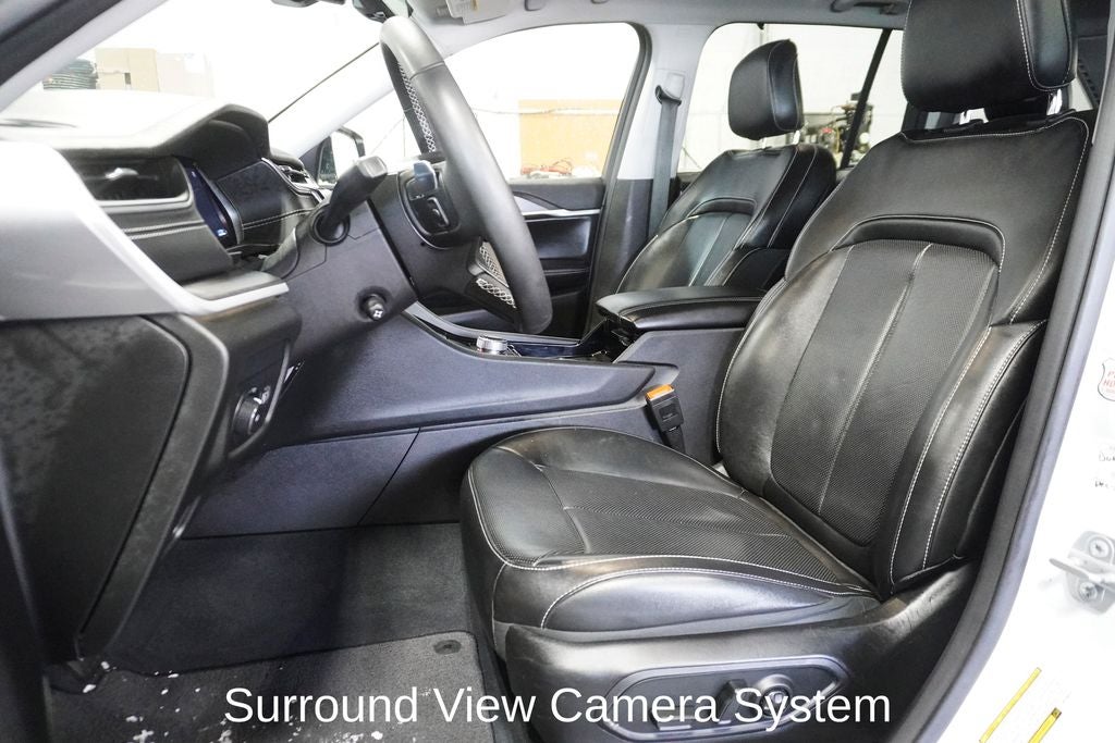 2023 Jeep Grand Cherokee Limited Navigation System & Surround View Camera System