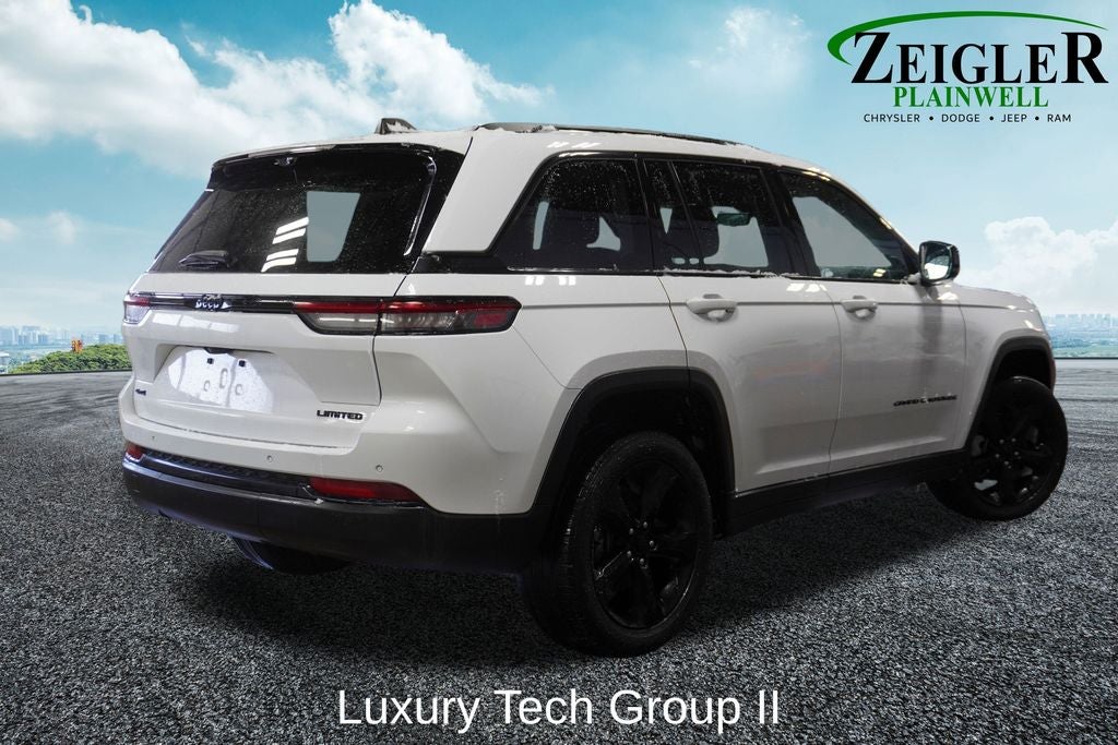 2023 Jeep Grand Cherokee Limited Navigation System & Surround View Camera System