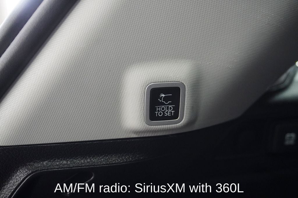 2023 Jeep Grand Cherokee Limited Navigation System & Surround View Camera System