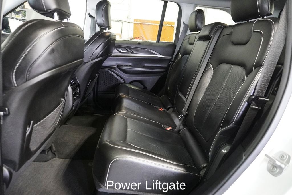 2023 Jeep Grand Cherokee Limited Navigation System & Surround View Camera System