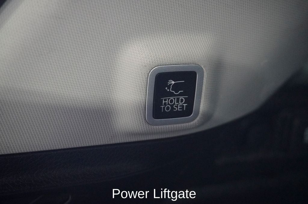 2023 Jeep Grand Cherokee Limited Navigation System & Surround View Camera System