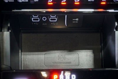 2024 Jeep Grand Cherokee Limited Dual-Pane Panoramic Sunroof & Navigation System