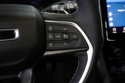 2024 Jeep Grand Cherokee Limited Navigation System & Dual-Pane Panoramic Sunroof