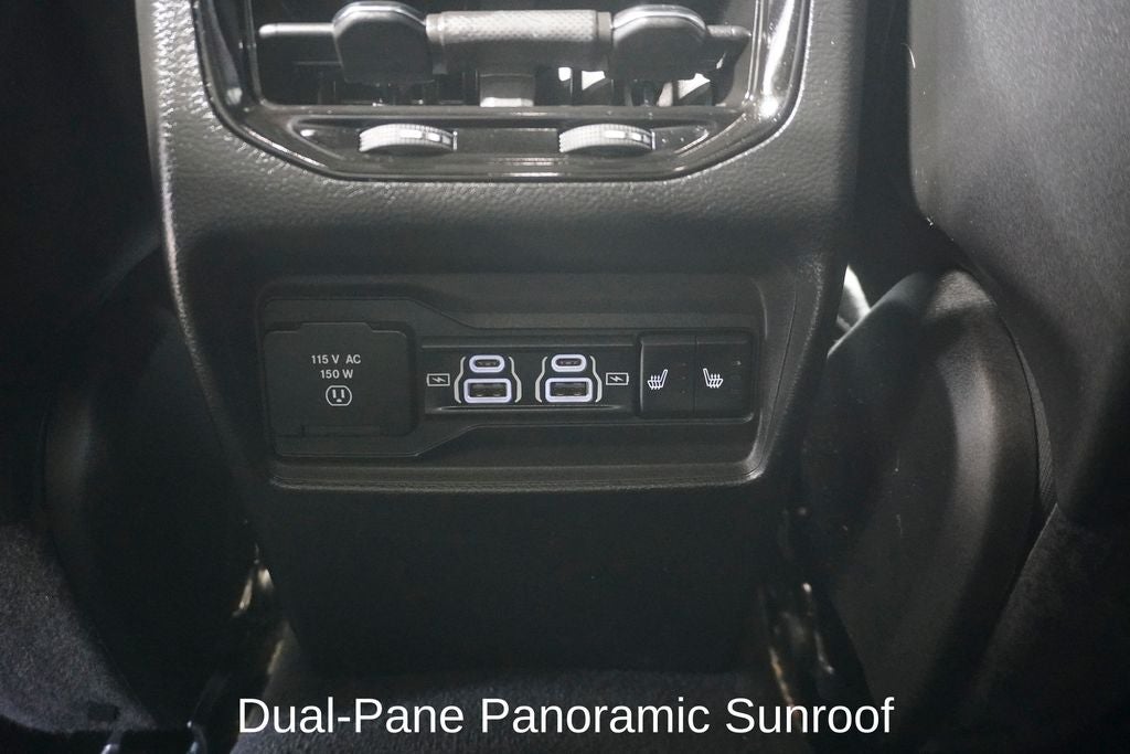 2024 Jeep Grand Cherokee Limited Navigation System & Dual-Pane Panoramic Sunroof