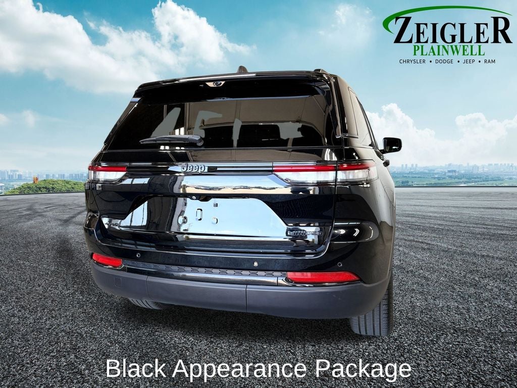 2024 Jeep Grand Cherokee Limited Panoramic Sunroof