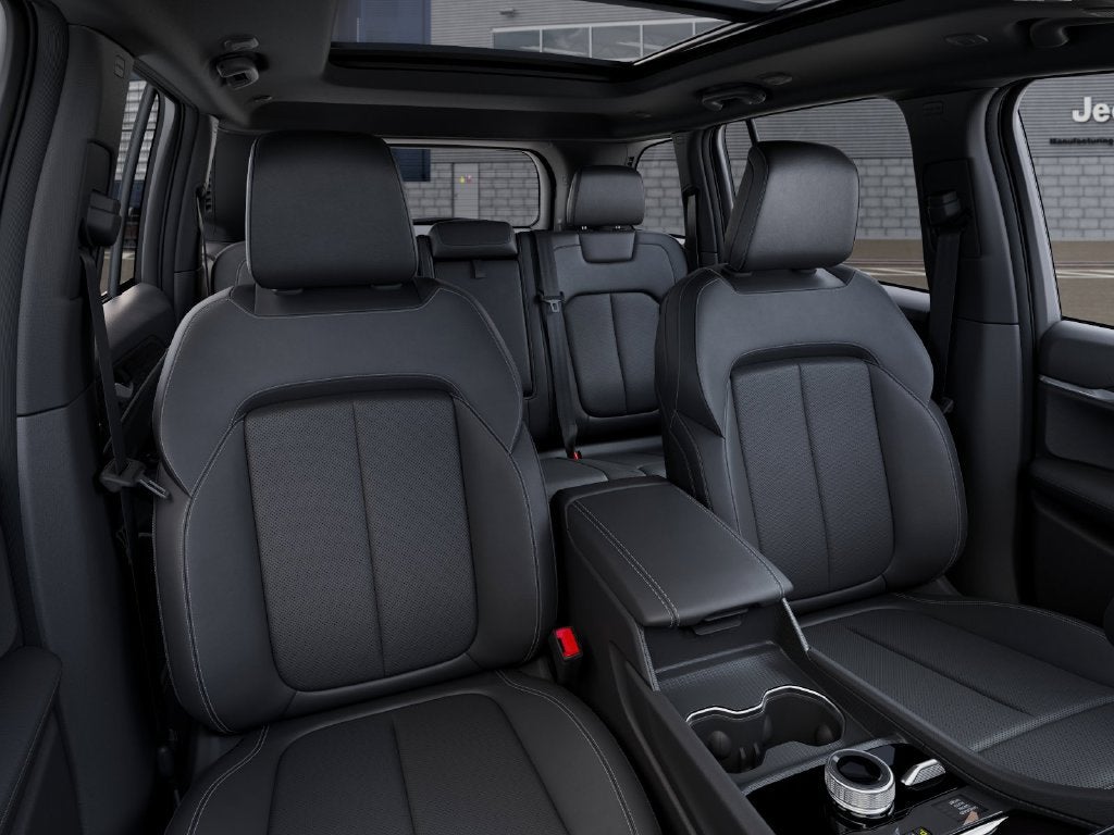 2027 Jeep Grand Cherokee Limited Reserve