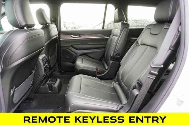 2025 Jeep Grand Cherokee L Limited 4X4