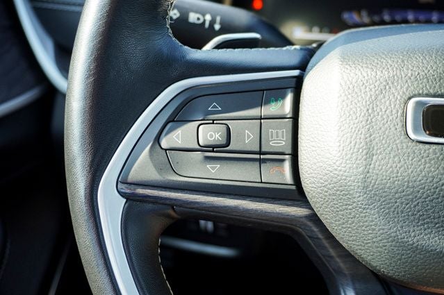 2022 Jeep Grand Cherokee L Limited Apple CarPlay & Google Android Auto