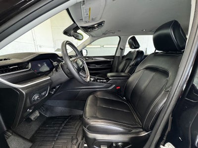 2023 Jeep Grand Cherokee L Limited 3rd row seat