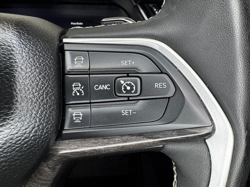 2023 Jeep Grand Cherokee L Limited 3rd row seat