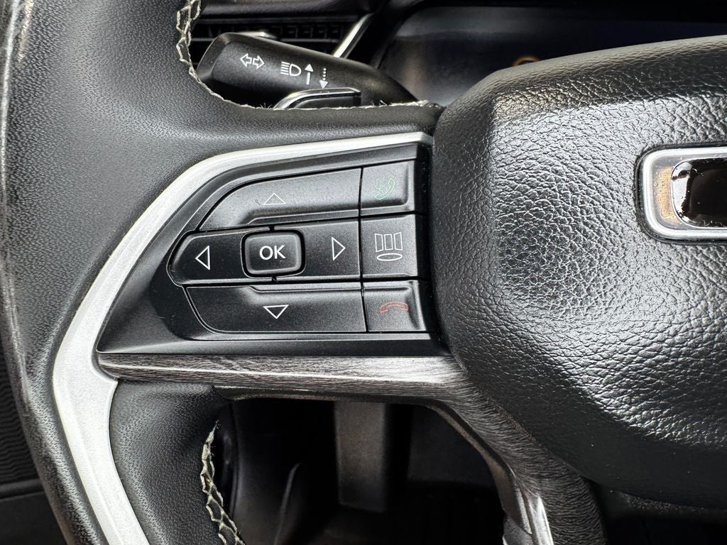 2023 Jeep Grand Cherokee L Limited 3rd row seat
