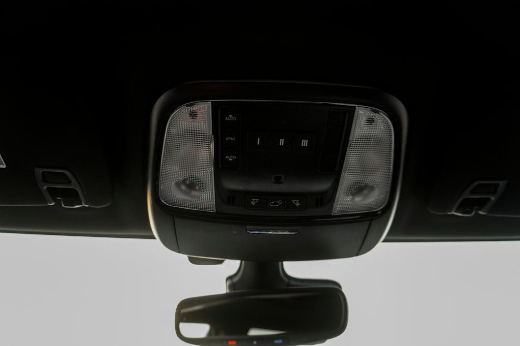 2025 Dodge Durango R/T Plus Navigation System & Power Sunroof