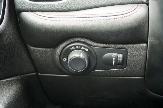 2025 Dodge Durango R/T Plus Navigation System & Power Sunroof