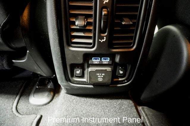 2025 Dodge Durango R/T Plus Navigation System & Power Moonroof