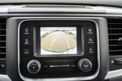 2022 RAM 1500 Classic SLT Apple CarPlay & ParkView Rear Back-Up Camera