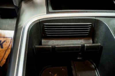 2017 RAM 1500 Big Horn Navigation & ParkView Rear Back-Up Camera