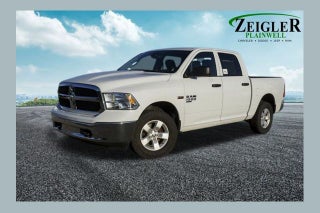 2022 RAM 1500 Classic SLT Integrated Voice Command w/Bluetooth &amp; ParkView Re