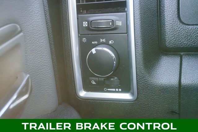 2023 RAM 1500 Classic SLT Integrated Voice Command w/Bluetooth & ParkView Re