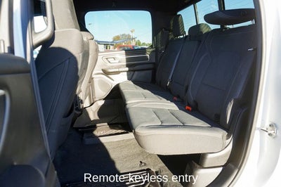 2022 RAM 1500 Big Horn/Lone Star Navigation System & ParkView Rear Back-Up Camera
