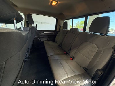 2020 RAM 1500 Big Horn/Lone Star Level 2 Equipment Group